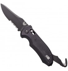 Нож со стропорезом 9170 SBK Benchmade