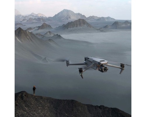 DJI Mavic 3 Fly More Combo DJI Mavic 3 Fly More Combo