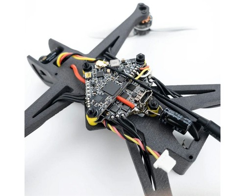 Квадрокоптер DarwinFPV 18650 (PNP) Квадрокоптер DarwinFPV 18650 (PNP)