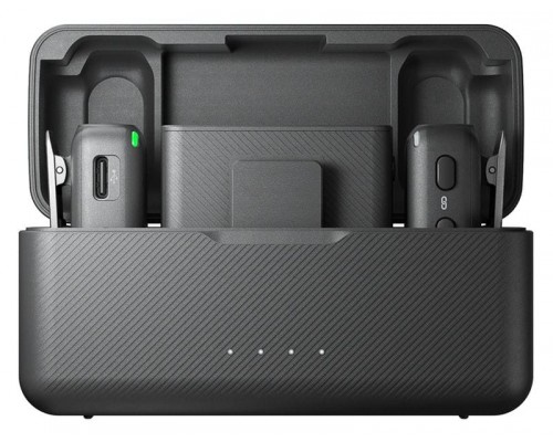 Микрофон DJI Mic (2 передатчика + 1 приёмник + зарядный кейс) Микрофон DJI Mic (2 передатчика + 1 приёмник + зарядный кейс)