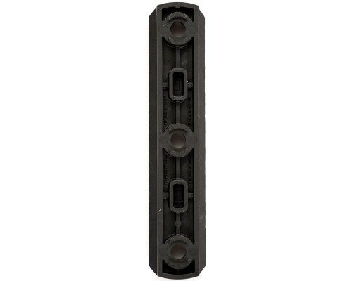 Рельса magpul m-lok polymer rail section 9 слотов MAG592 Рельса magpul m-lok polymer rail section 9 слотов MAG592